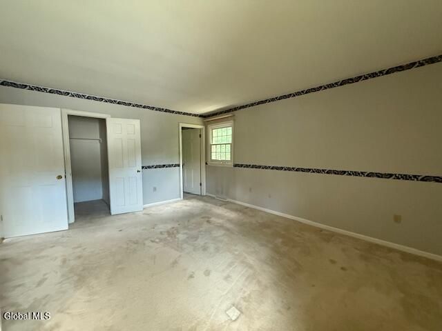837 Worcester Drive, Niskayuna, NY 12309