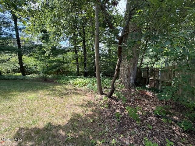 837 Worcester Drive, Niskayuna, NY 12309