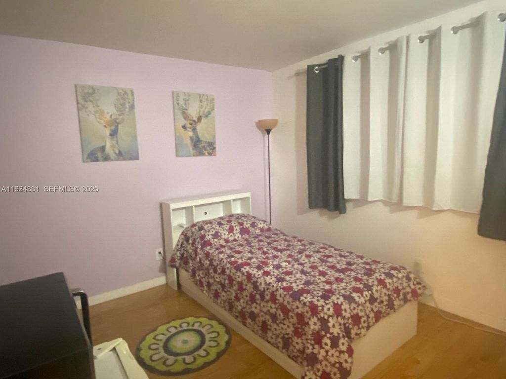 19001 NE 14th Ave 325, Miami, FL 33179