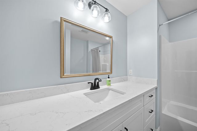 279 N Main Street, Rochester, NH 03867