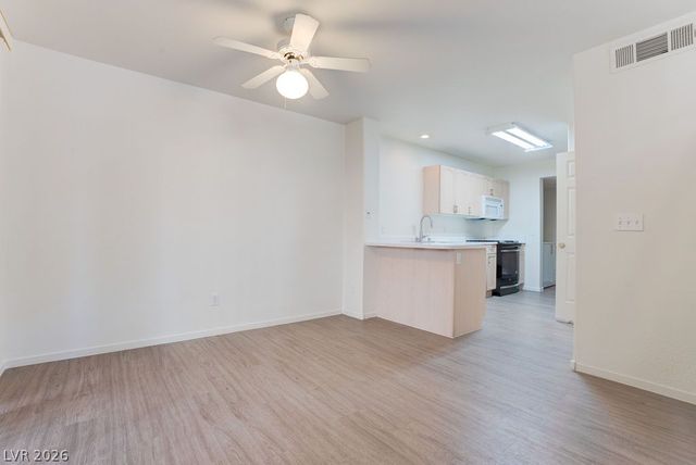 9672 Gunsmith Drive, Las Vegas, NV 89123