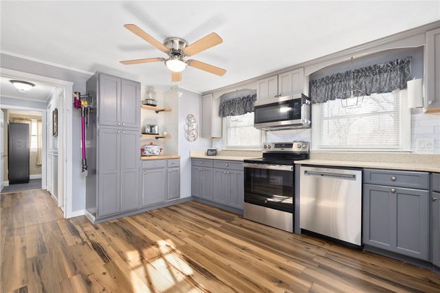 110 Tiernan Avenue, Warwick, RI 02886