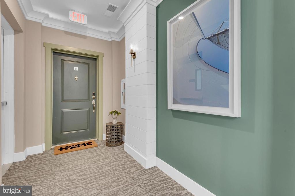 Image 3 of property listing at 111 MARSHGRASS WAY #21, Chester, MD 21619