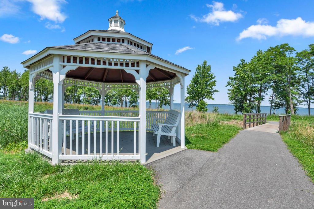 Image 38 of property listing at 111 MARSHGRASS WAY #21, Chester, MD 21619