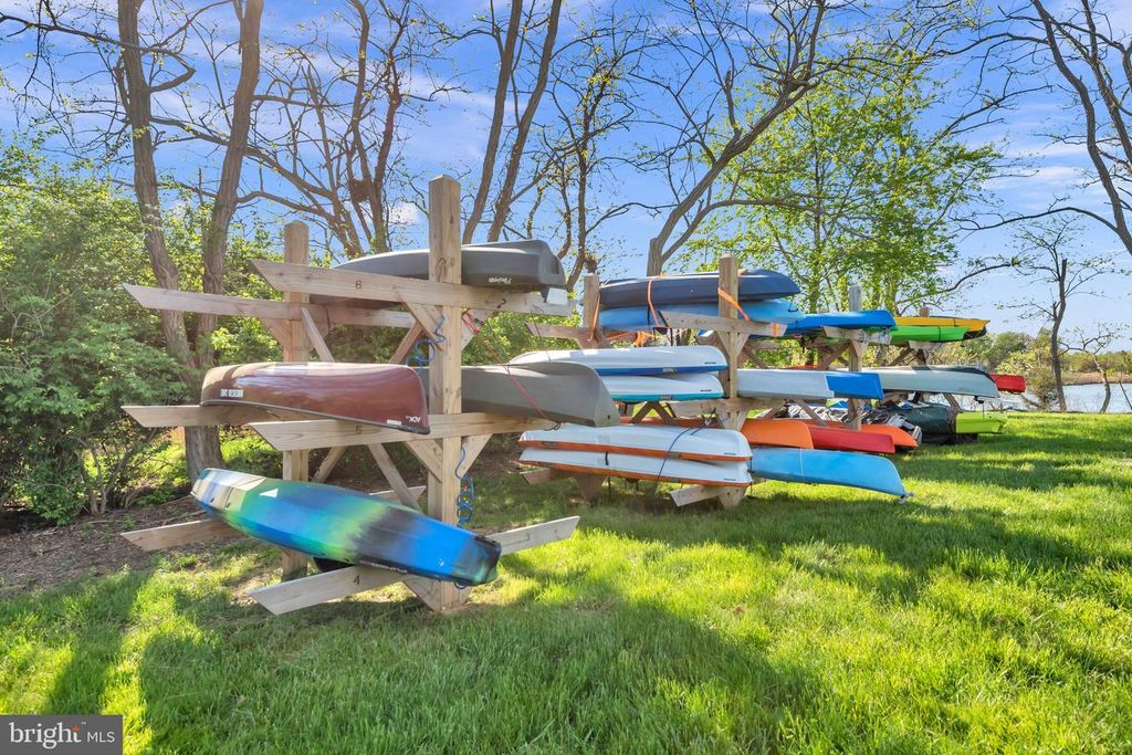 Image 43 of property listing at 111 MARSHGRASS WAY #21, Chester, MD 21619