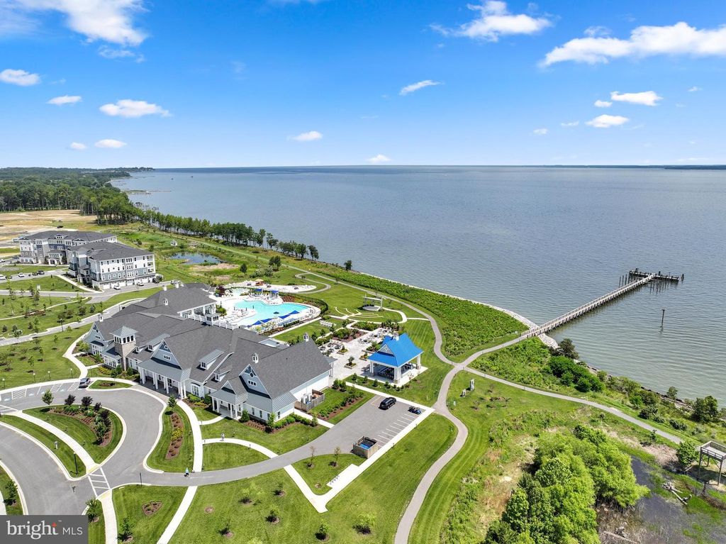 Image 45 of property listing at 111 MARSHGRASS WAY #21, Chester, MD 21619