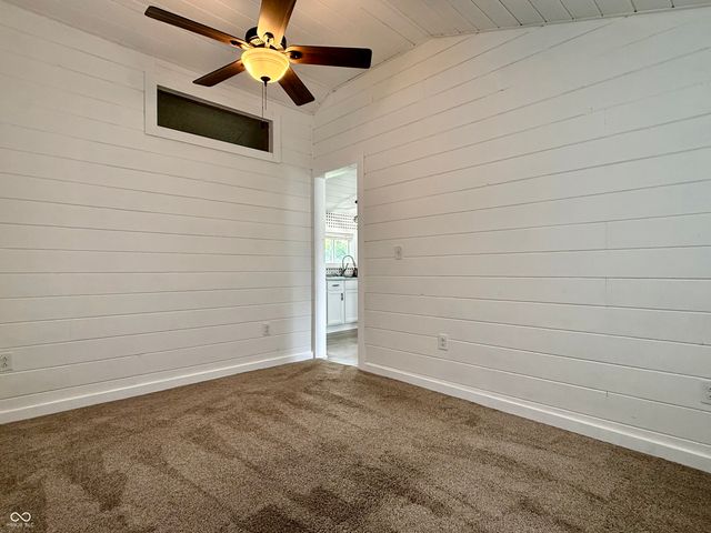 607 Ellenhurst Drive, Anderson, IN 46012