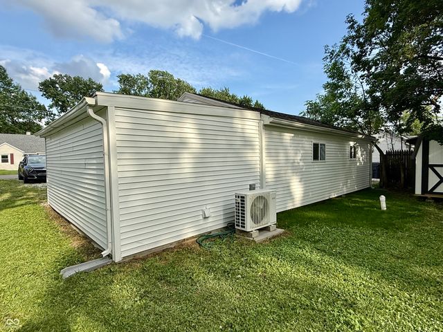 607 Ellenhurst Drive, Anderson, IN 46012