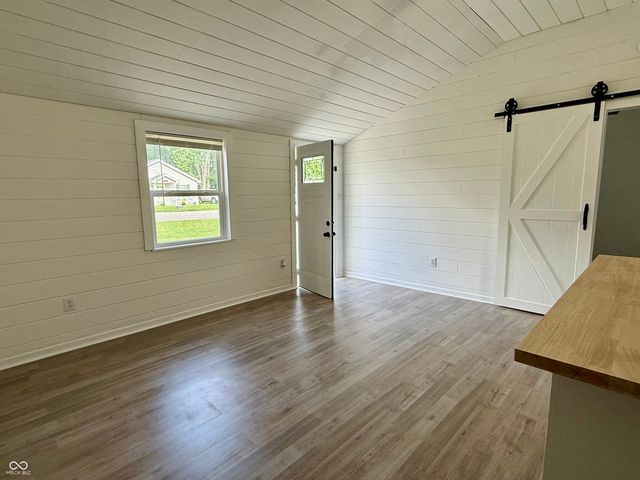 607 Ellenhurst Drive, Anderson, IN 46012