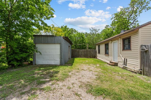 810 23rd Street N, Texas City, TX 77590