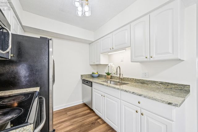 342 Saint Andrews Drive, Dublin, OH 43017