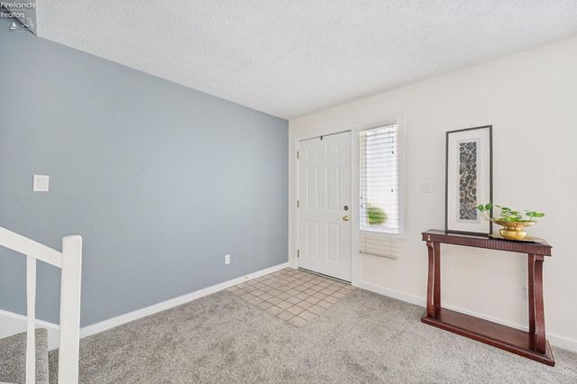 342 Saint Andrews Drive, Dublin, OH 43017
