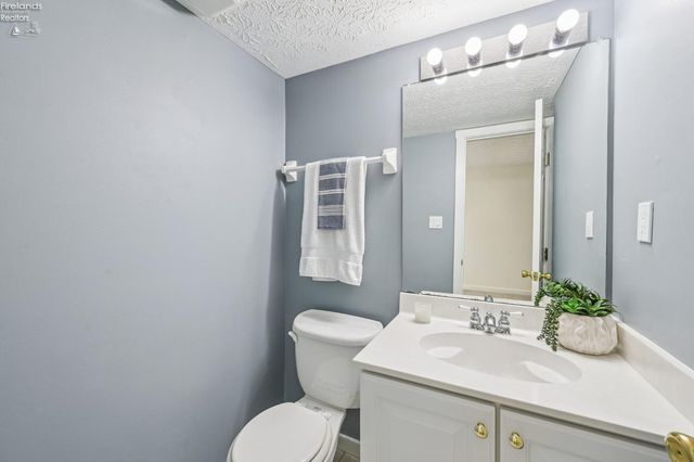 342 Saint Andrews Drive, Dublin, OH 43017