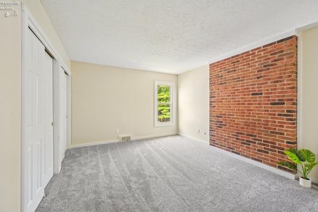 342 Saint Andrews Drive, Dublin, OH 43017