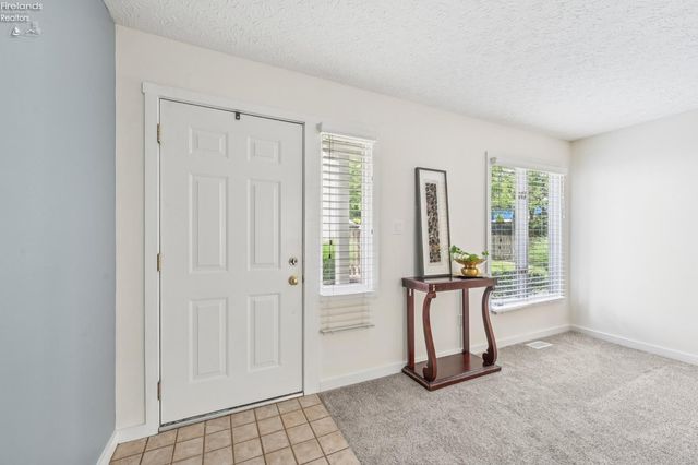 342 Saint Andrews Drive, Dublin, OH 43017