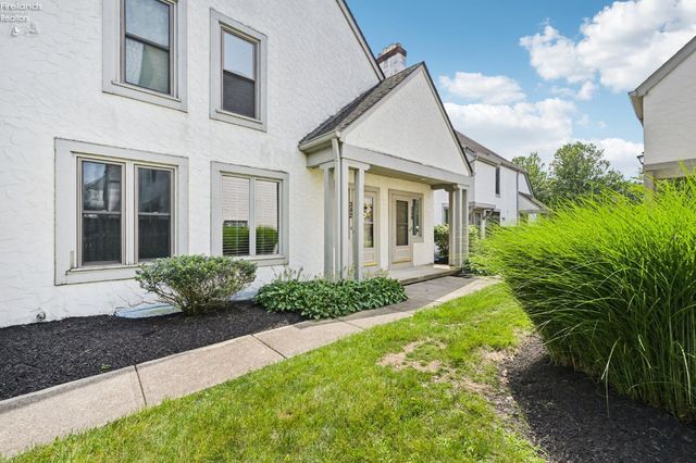 342 Saint Andrews Drive, Dublin, OH 43017