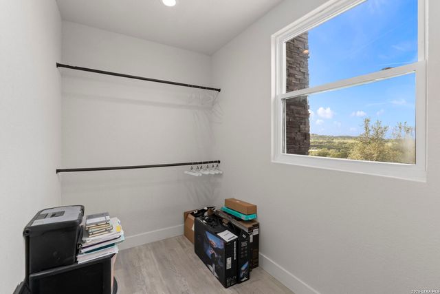 109 Pond View Ct, Spring Branch, TX 78070