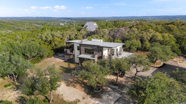 109 Pond View Ct, Spring Branch, TX 78070