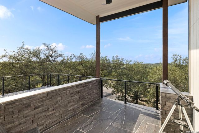 109 Pond View Ct, Spring Branch, TX 78070