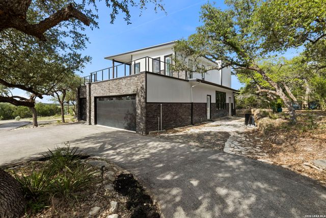 109 Pond View Ct, Spring Branch, TX 78070