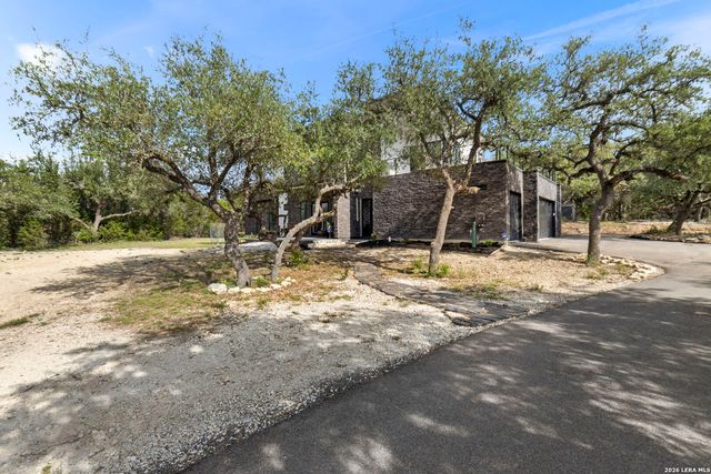 109 Pond View Ct, Spring Branch, TX 78070