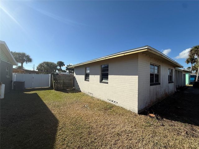 1259 BEL AIRE DRIVE, Daytona Beach, FL 32118