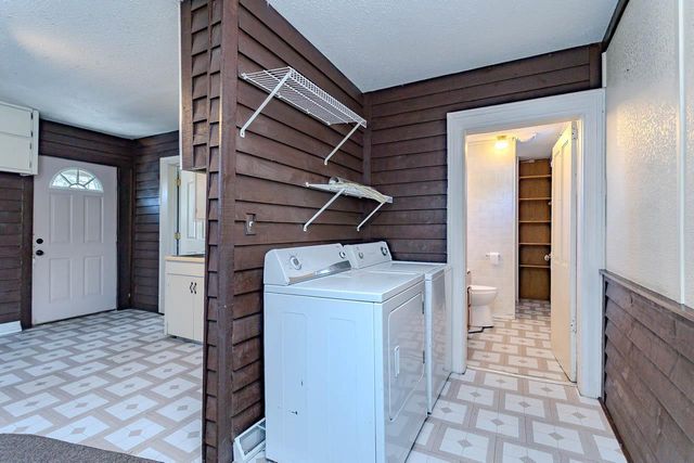 1706 E 1ST STREET, Merrill, WI 54452