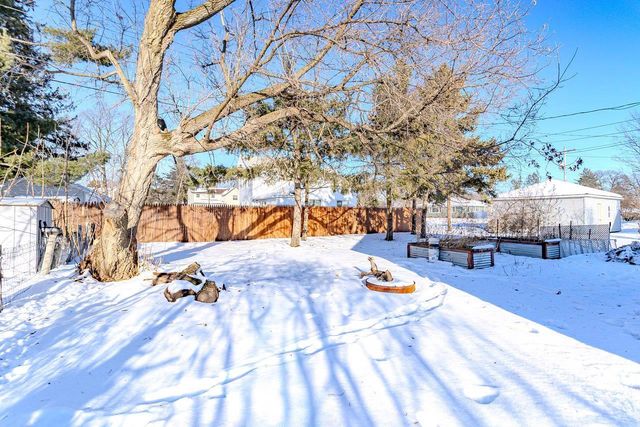 1706 E 1ST STREET, Merrill, WI 54452