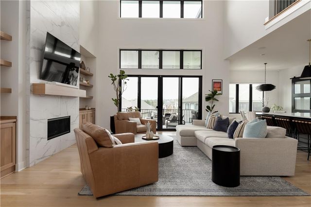 3301 W 149th Street, Overland Park, KS 66224