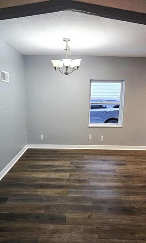 824 S 109th STREET, West Allis, WI 53214