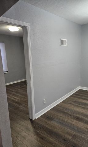 824 S 109th STREET, West Allis, WI 53214