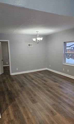 824 S 109th STREET, West Allis, WI 53214