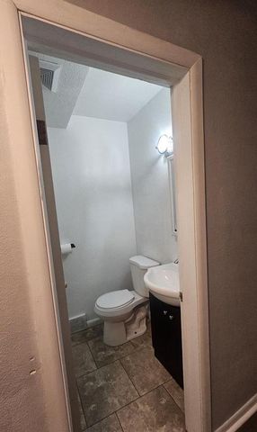 824 S 109th STREET, West Allis, WI 53214