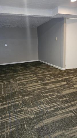 824 S 109th STREET, West Allis, WI 53214