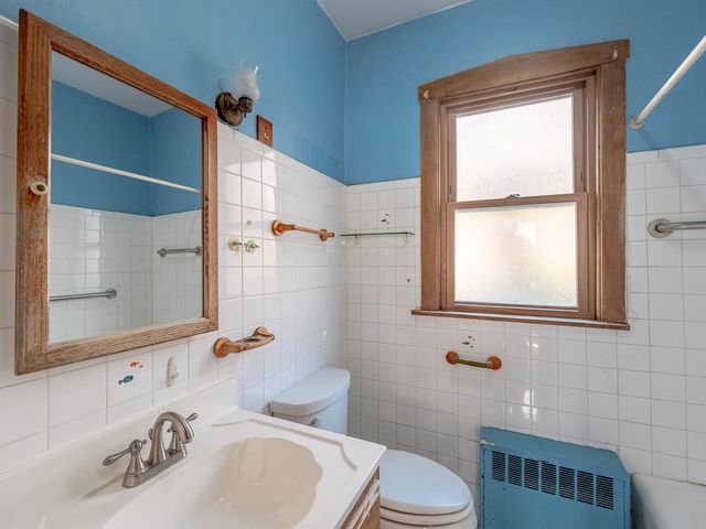 1908 Wenonah Avenue, Berwyn, IL 60402