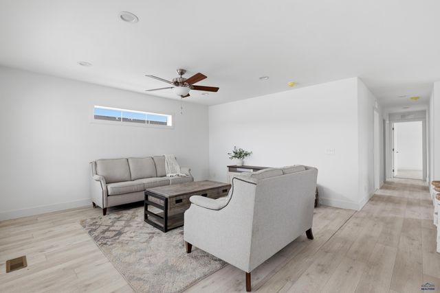 1661.127 E PHILADELPHIA, Rapid City, SD 57701