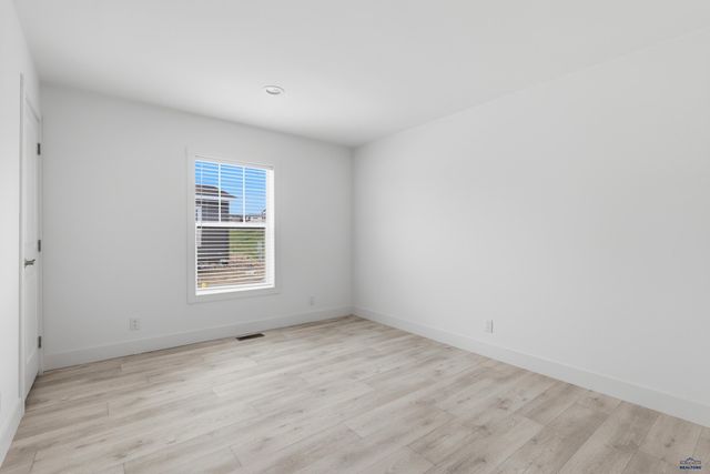 1661.127 E PHILADELPHIA, Rapid City, SD 57701