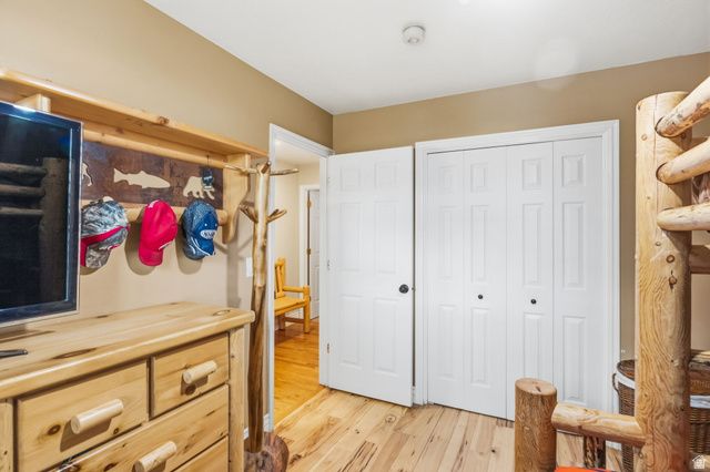 9477 S KIRKSIDE DR, South Jordan, UT 84009