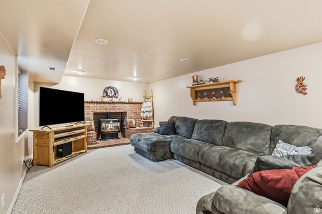 9477 S KIRKSIDE DR, South Jordan, UT 84009