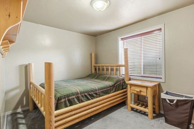 9477 S KIRKSIDE DR, South Jordan, UT 84009
