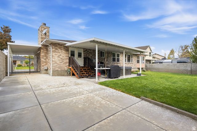 9477 S KIRKSIDE DR, South Jordan, UT 84009