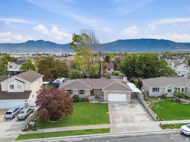 9477 S KIRKSIDE DR, South Jordan, UT 84009