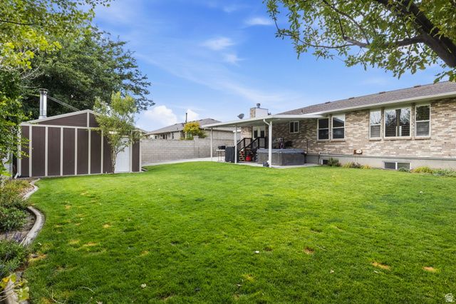 9477 S KIRKSIDE DR, South Jordan, UT 84009