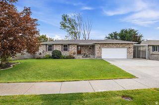 9477 S KIRKSIDE DR, South Jordan, UT 84009