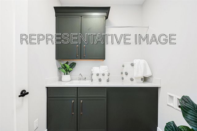3406 Ravinewood Court 23, Jenison, MI 49428