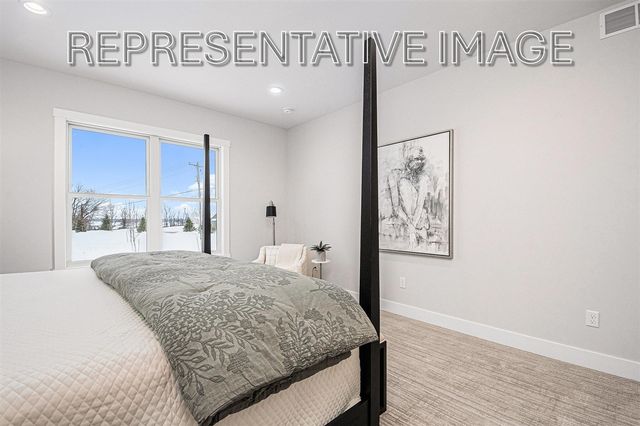 3406 Ravinewood Court 23, Jenison, MI 49428