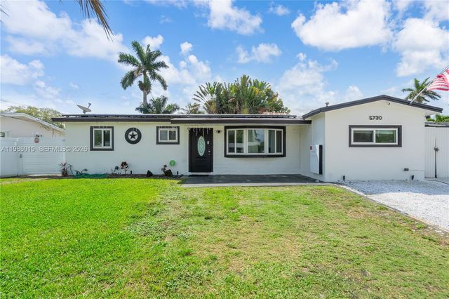 5730 SW 55th Street, Davie, FL 33314