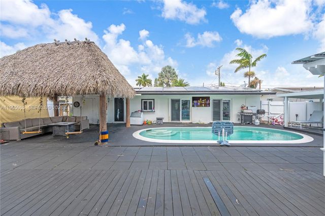 5730 SW 55th Street, Davie, FL 33314