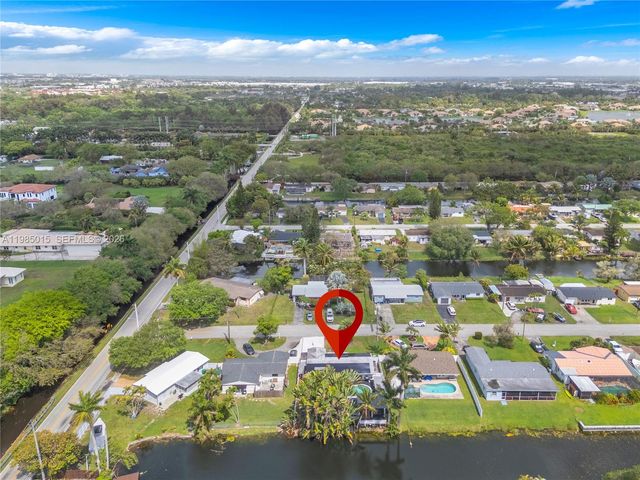 5730 SW 55th Street, Davie, FL 33314