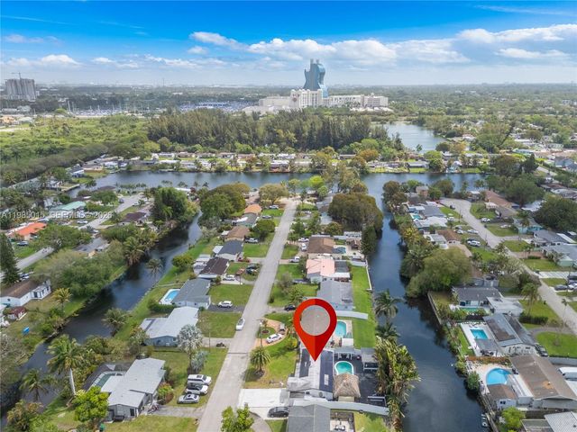 5730 SW 55th Street, Davie, FL 33314